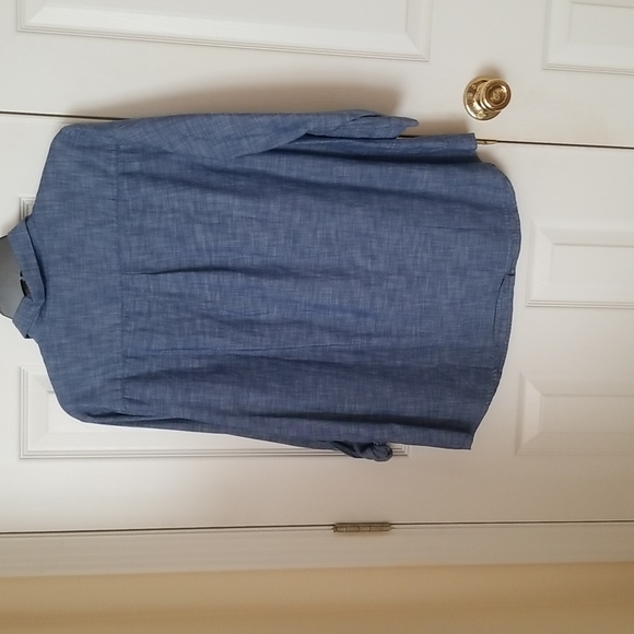 NWOT Banana Republic Ladies Blouse ~ Classic Fit - Picture 2 of 6